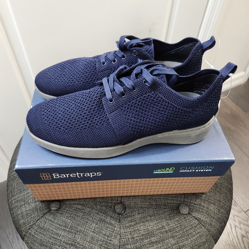 Shoes - Picture 5 of 7